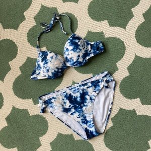 Two piece tie dye used a few Xl on both